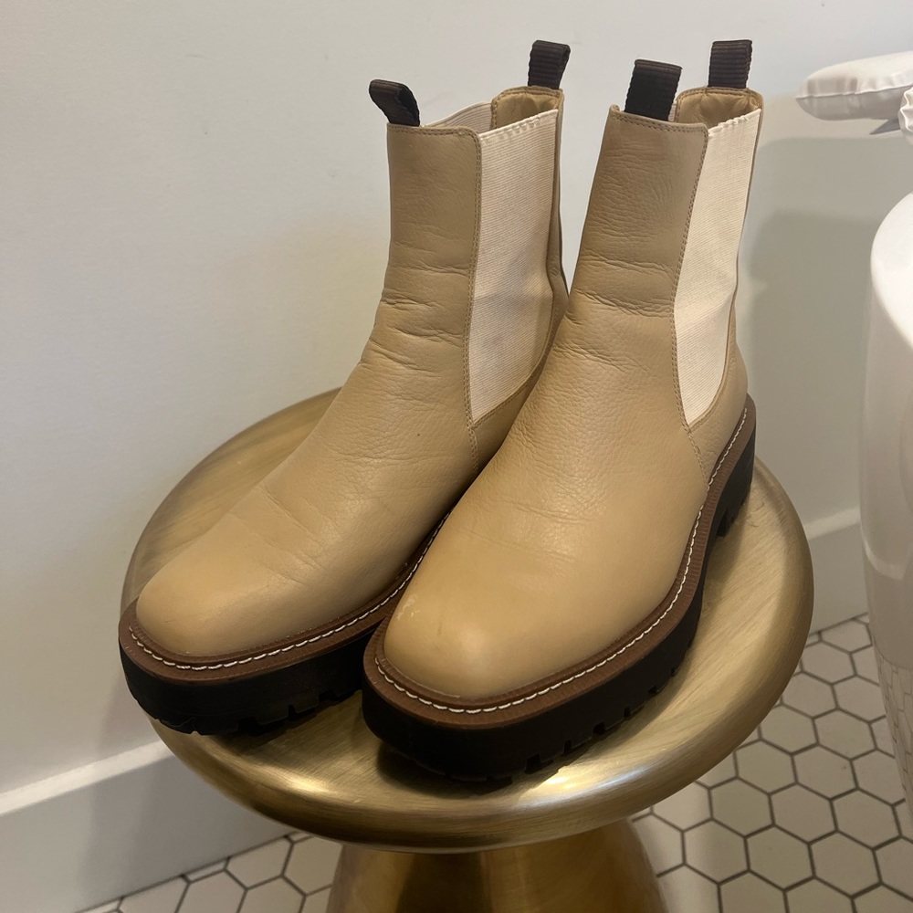 Sam Edelman Tan Leather Chelsea Laguna Water Resistant Boots 9.5